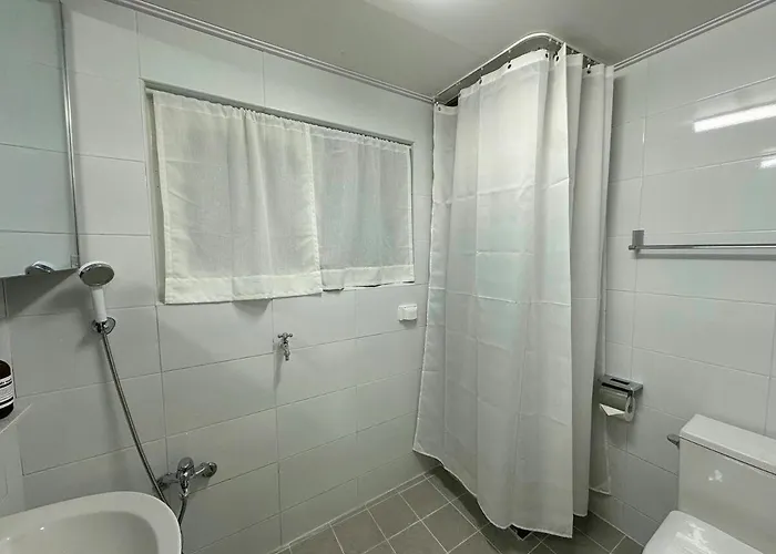 Apartment New, Cozy Hanok Stay, 3 Min Subway Line2, Line5, Airport Bus *